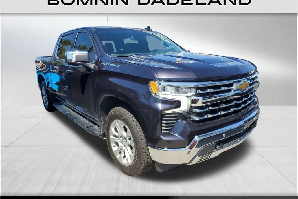 2022 Chevrolet Silverado 1500 LTZ photo 1