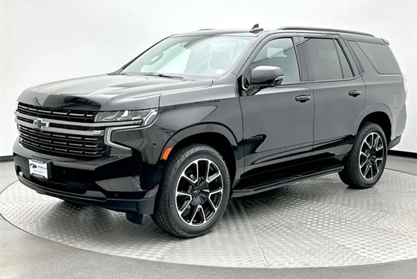 2022 Chevrolet Tahoe RST photo 1