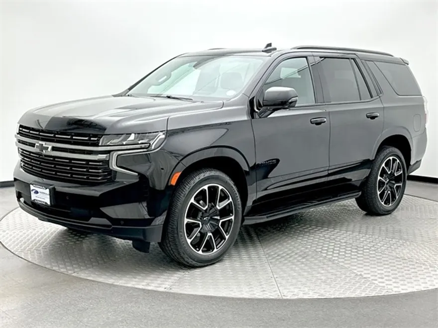 2022 Chevrolet Tahoe RST photo 1
