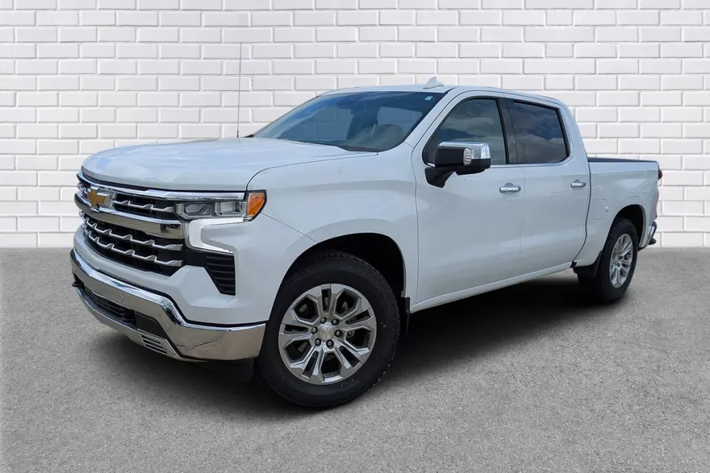 2023 Chevrolet Silverado 1500 LTZ photo 1