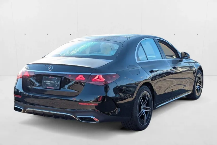 2025 Mercedes Benz E 350 Sedan photo 1