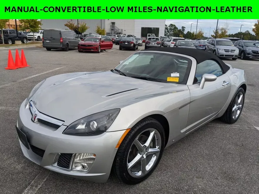 2008 Saturn Sky Convertible photo 1
