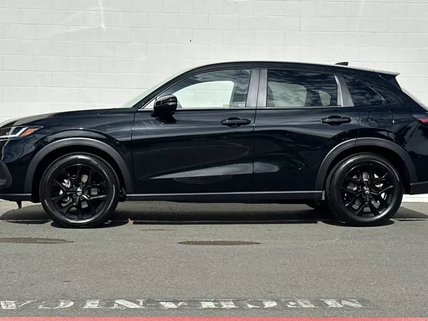 2025 Honda HR-V Sport photo 1