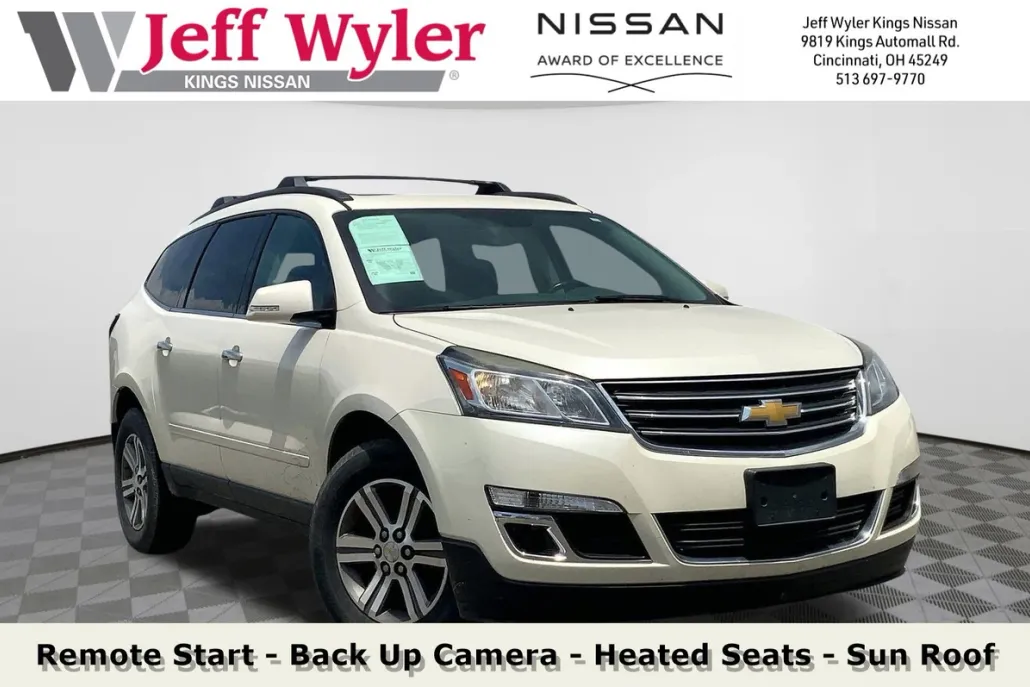 2015 Chevrolet Traverse 2LT photo 1