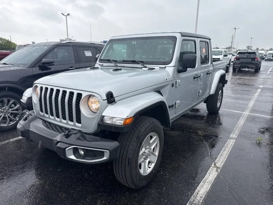 2023 Jeep Gladiator Sport photo 1