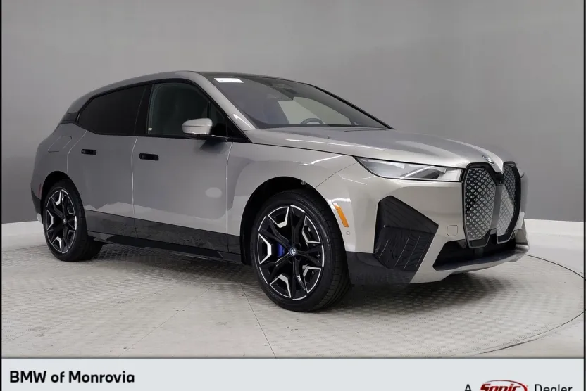 2025 Bmw iX photo 1