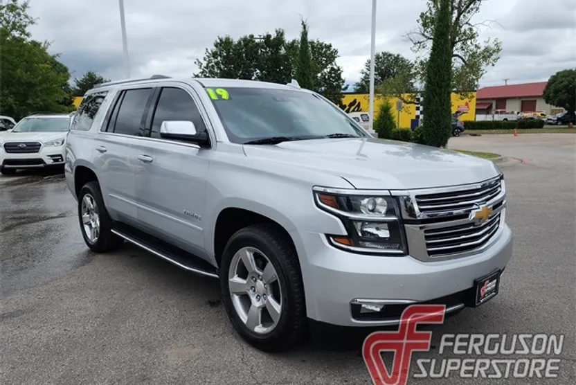 2019 Chevrolet Tahoe Premier photo 1