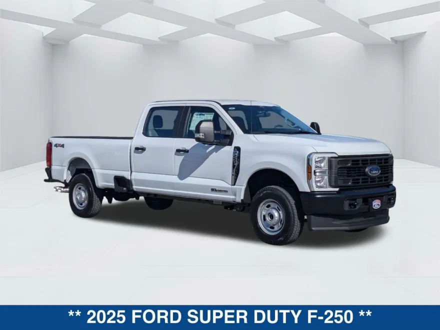 2025 Ford F-250 XL photo 1