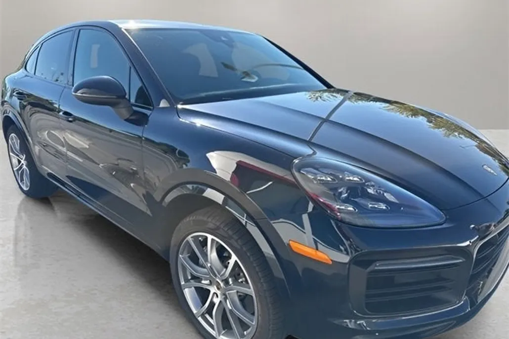 2020 Porsche Cayenne Coupe S photo 1