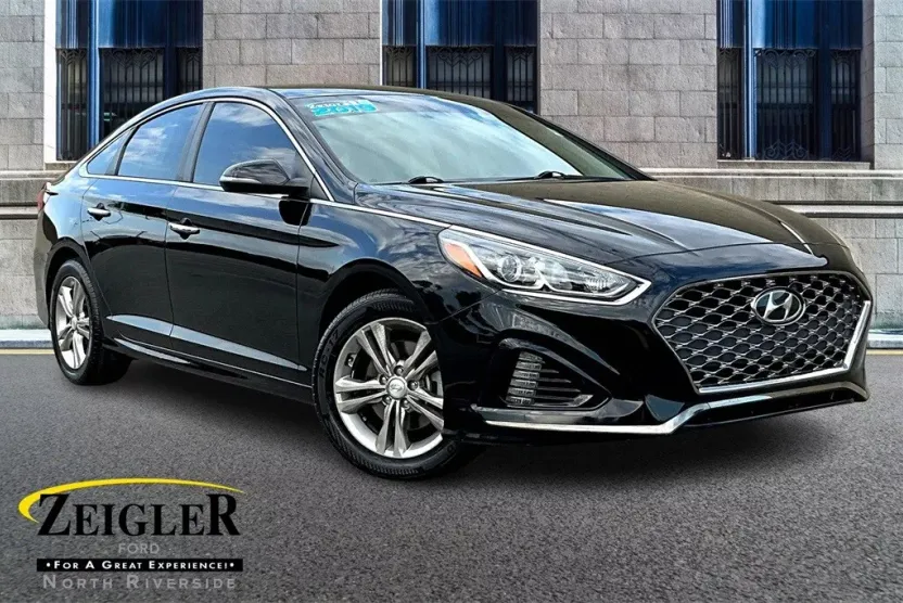 2019 Hyundai Sonata SEL photo 1
