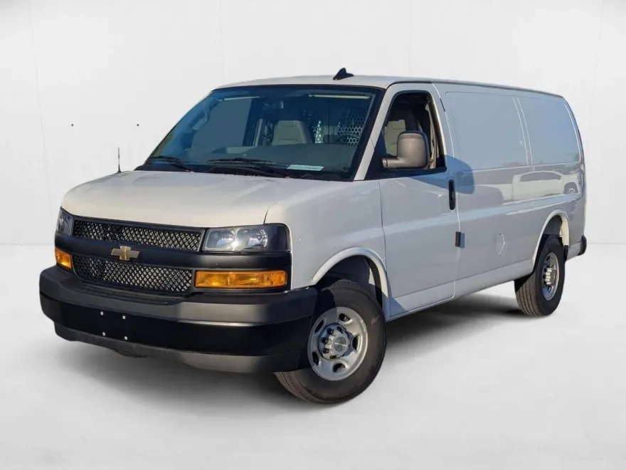 2025 Chevrolet Express Cargo 2500 photo 1