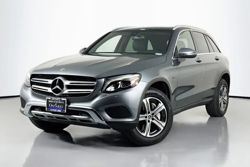 2019 Mercedes Benz GLC 350e photo 1