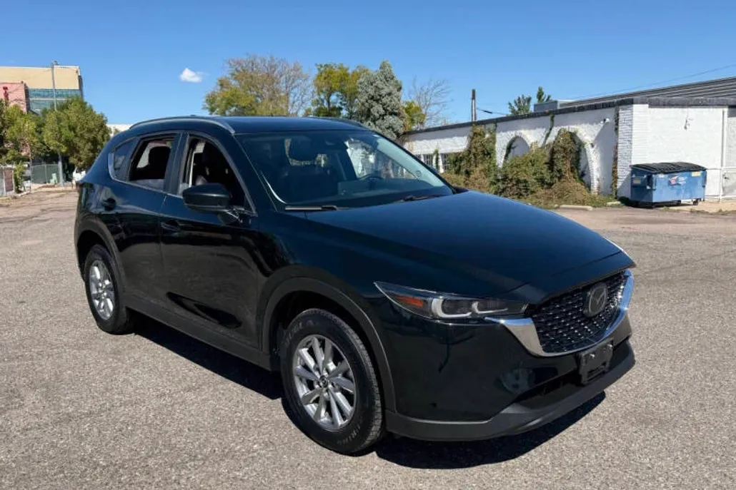 2022 Mazda CX-5 2.5 S Preferred photo 1