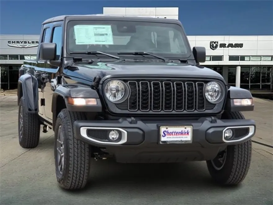 2025 Jeep Gladiator Sport S photo 1