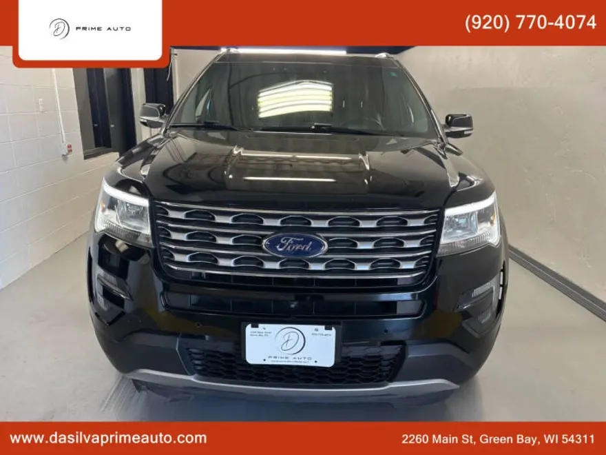 2016 Ford Explorer Limited photo 1