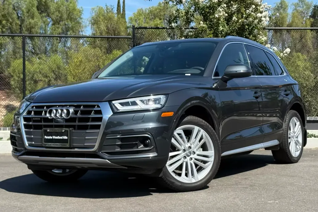 2019 Audi Q5 2.0T Prestige Premium photo 1