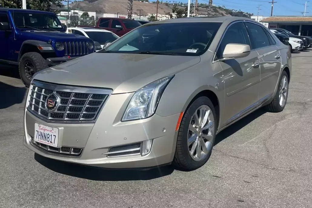 2014 Cadillac XTS Luxury photo 1