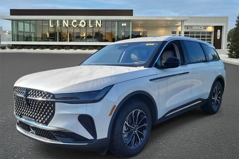 2025 Lincoln Nautilus Premiere photo 1
