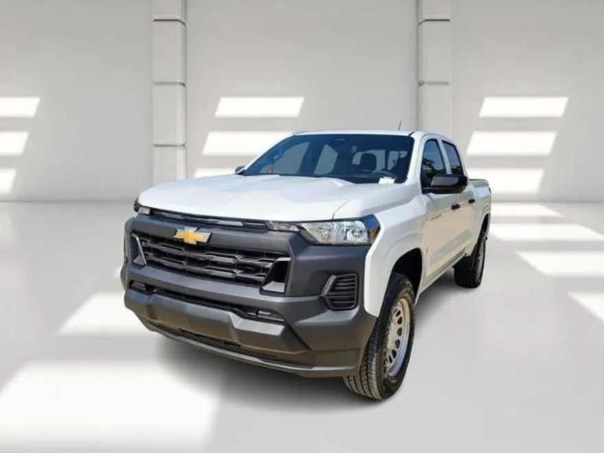 2025 Chevrolet Colorado LT photo 1