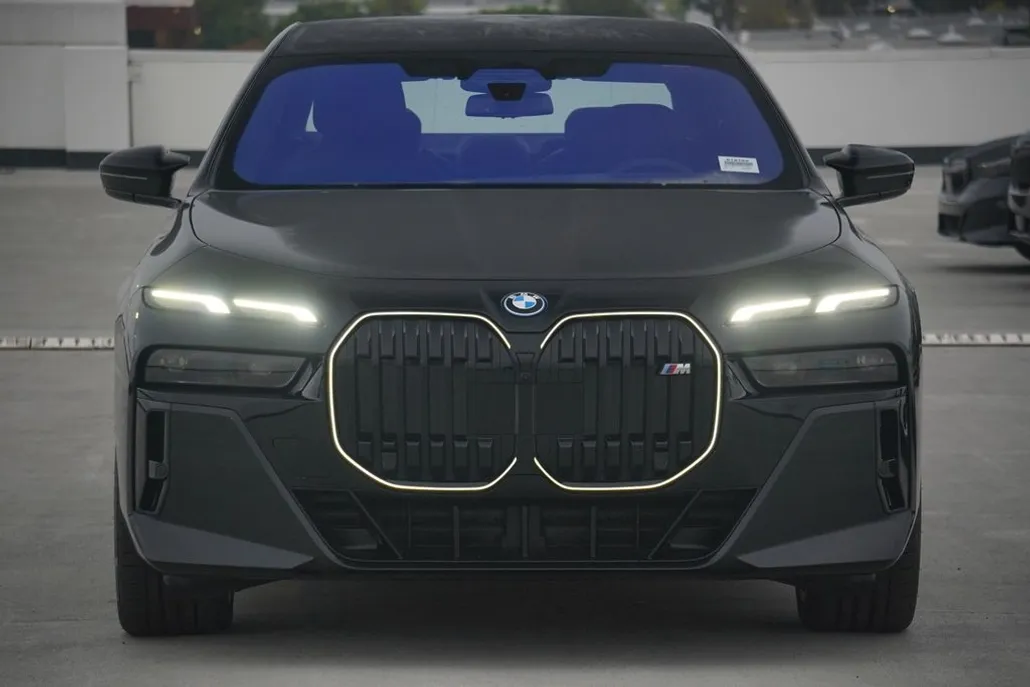 2026 Bmw i7 M70 photo 1