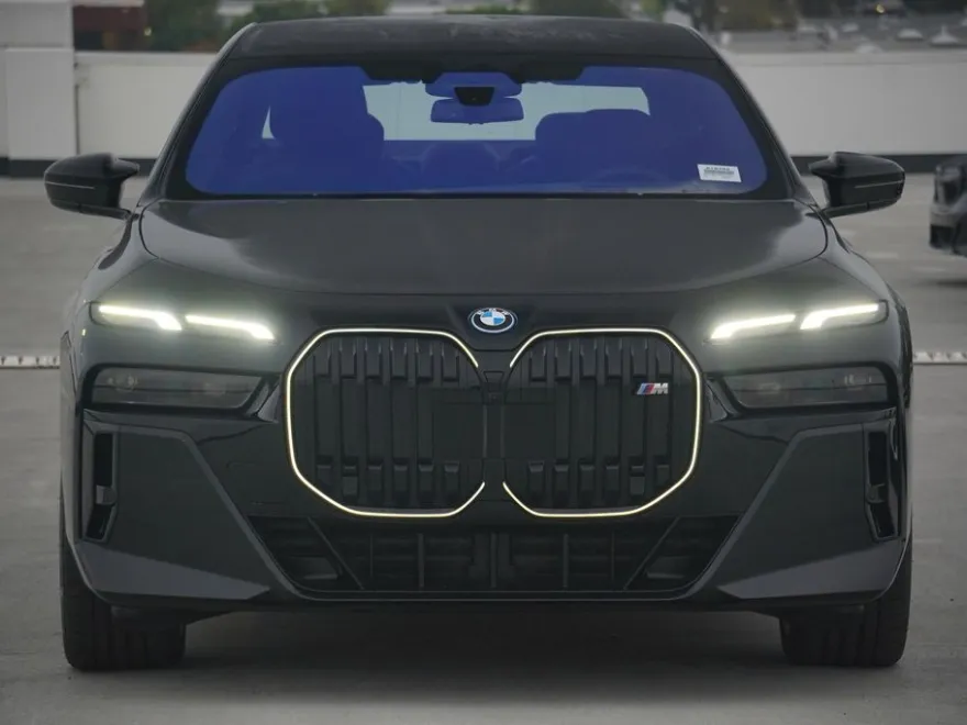 2026 Bmw i7 M70 photo 1