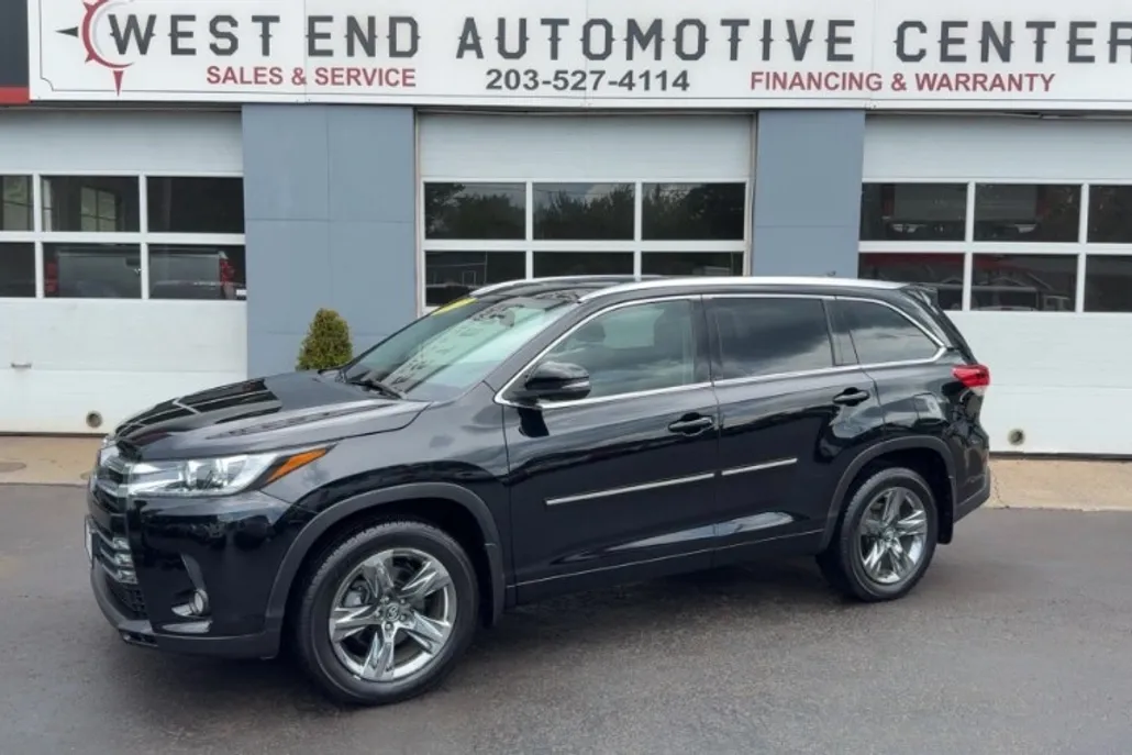 2017 Toyota Highlander Limited photo 1
