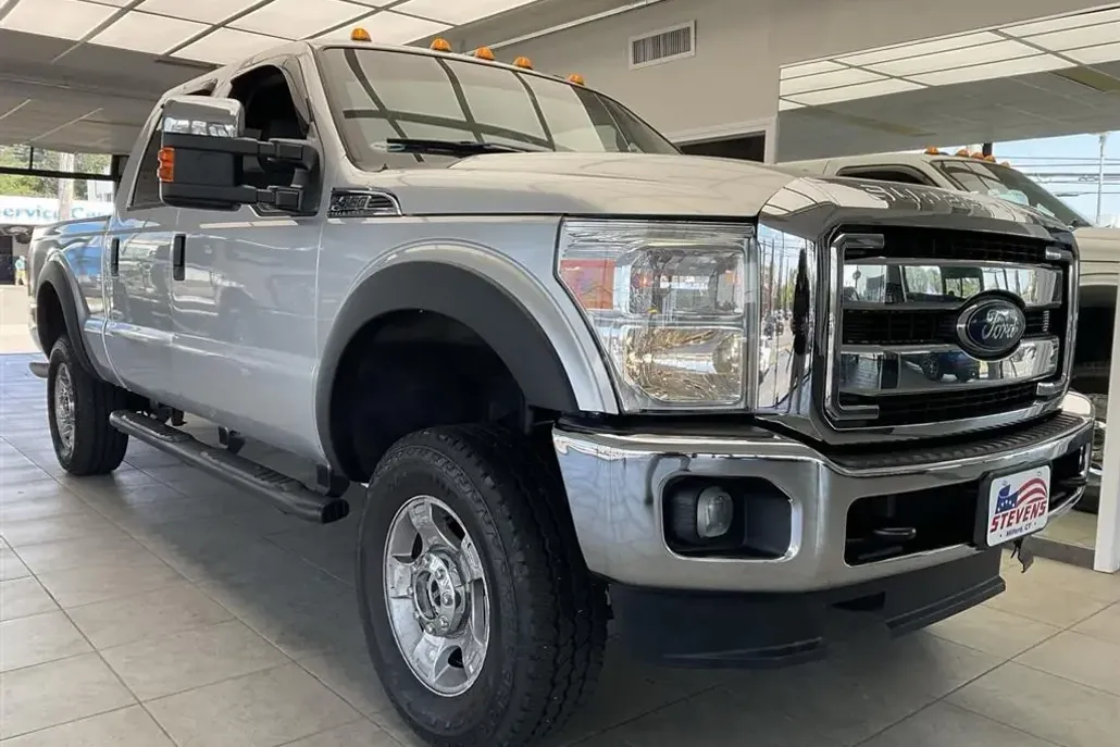 2016 Ford F-350 XLT photo 1