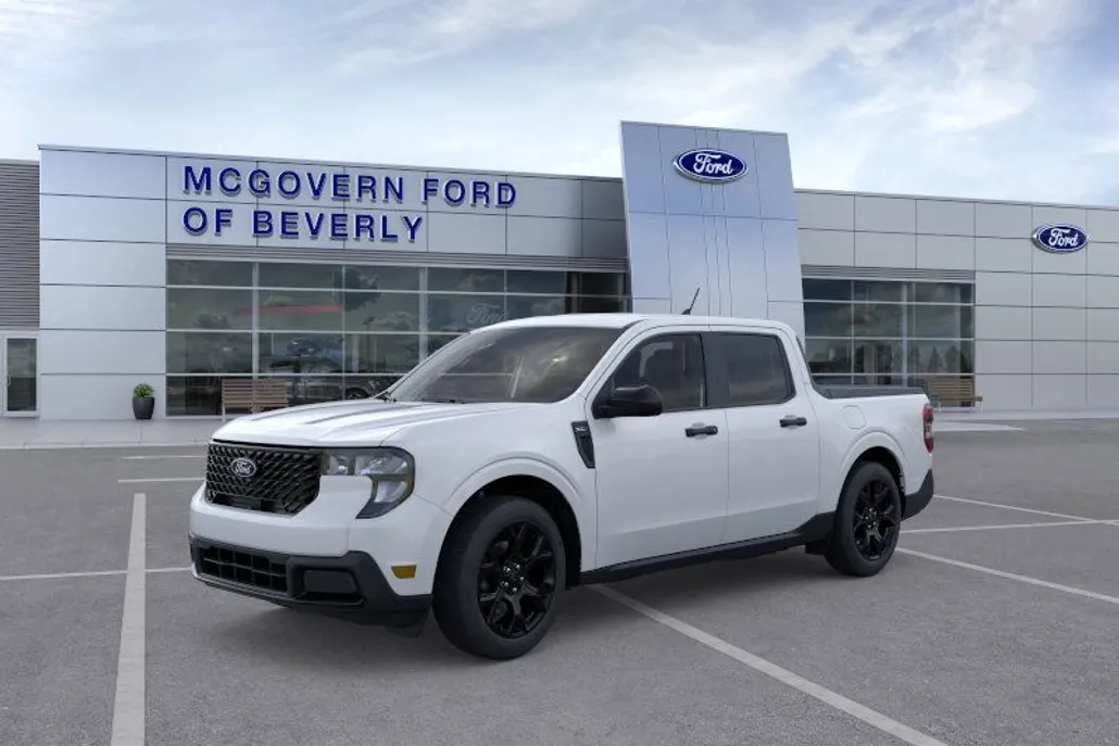 2025 Ford Maverick XLT photo 1