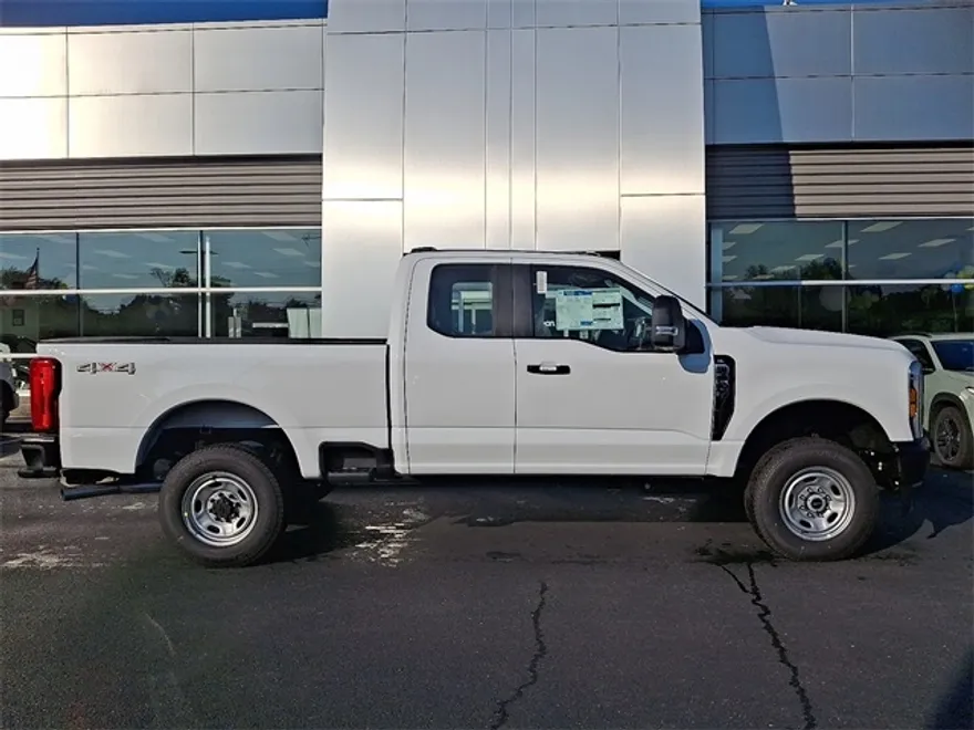 2026 Ford F-250 photo 1