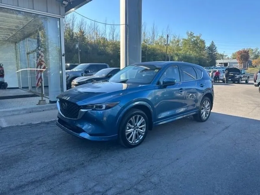 2023 Mazda CX-5 2.5 Turbo Signature photo 1