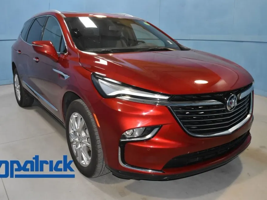 2023 Buick Enclave Essence photo 1