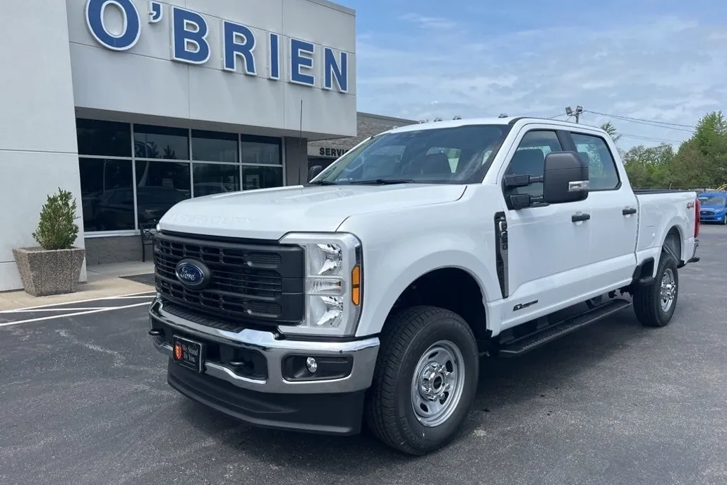 2025 Ford F-350 photo 1