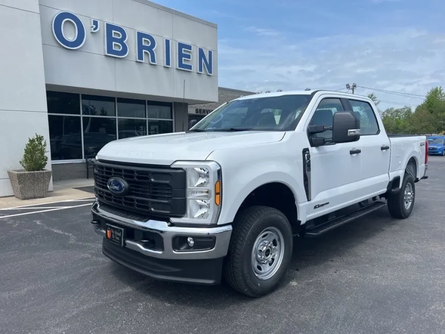 2025 Ford F-350 photo 1