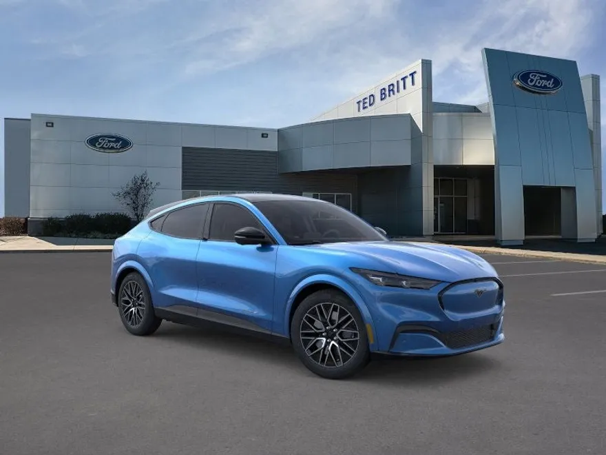 2025 Ford Mustang Mach-E Premium photo 1