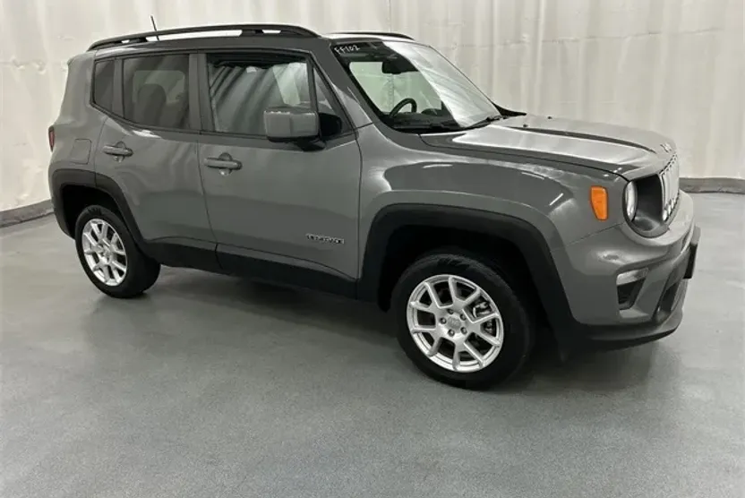 2021 Jeep Renegade Latitude photo 1
