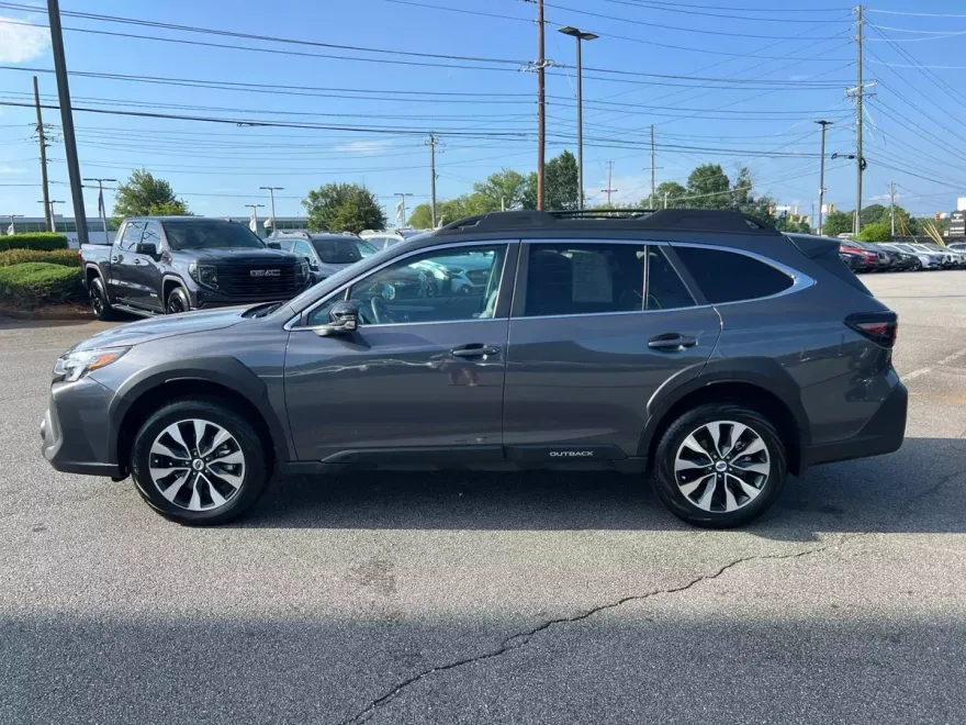 2025 Subaru Outback Limited photo 1