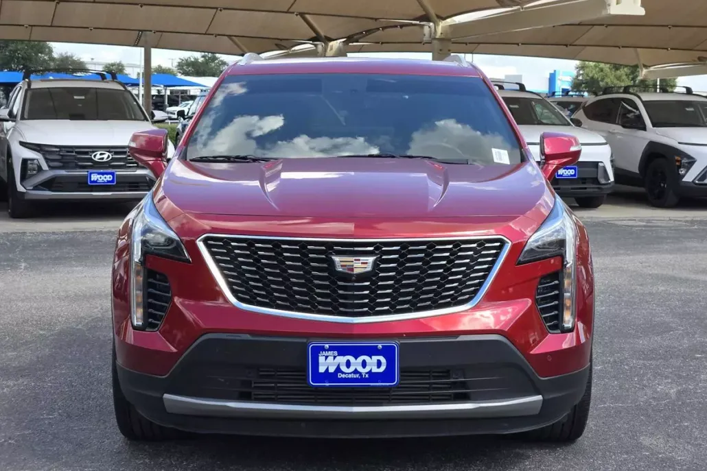 2022 Cadillac XT4 Premium Luxury photo 1