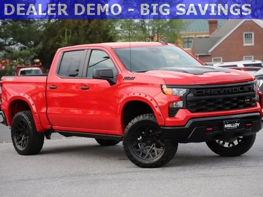 2024 Chevrolet Silverado 1500 Custom Trail Boss photo 1