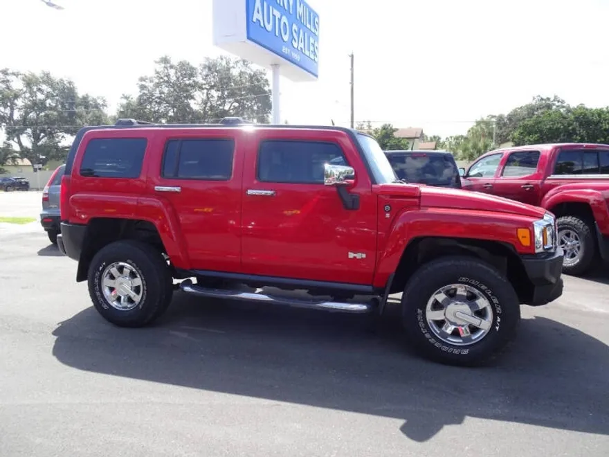 2009 Hummer H3 Base SUV photo 1