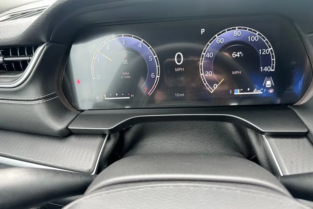 2025 Jeep Grand Cherokee Altitude photo 1