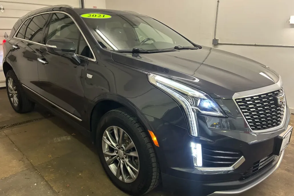 2021 Cadillac XT5 Premium Luxury photo 1