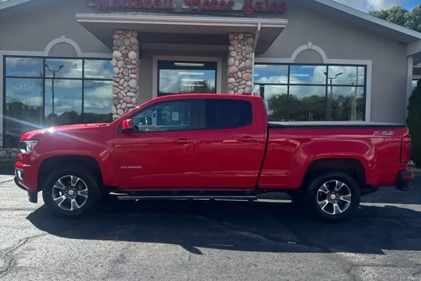 2017 Chevrolet Colorado Z71 photo 1