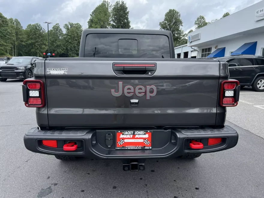 2024 Jeep Gladiator Rubicon photo 1