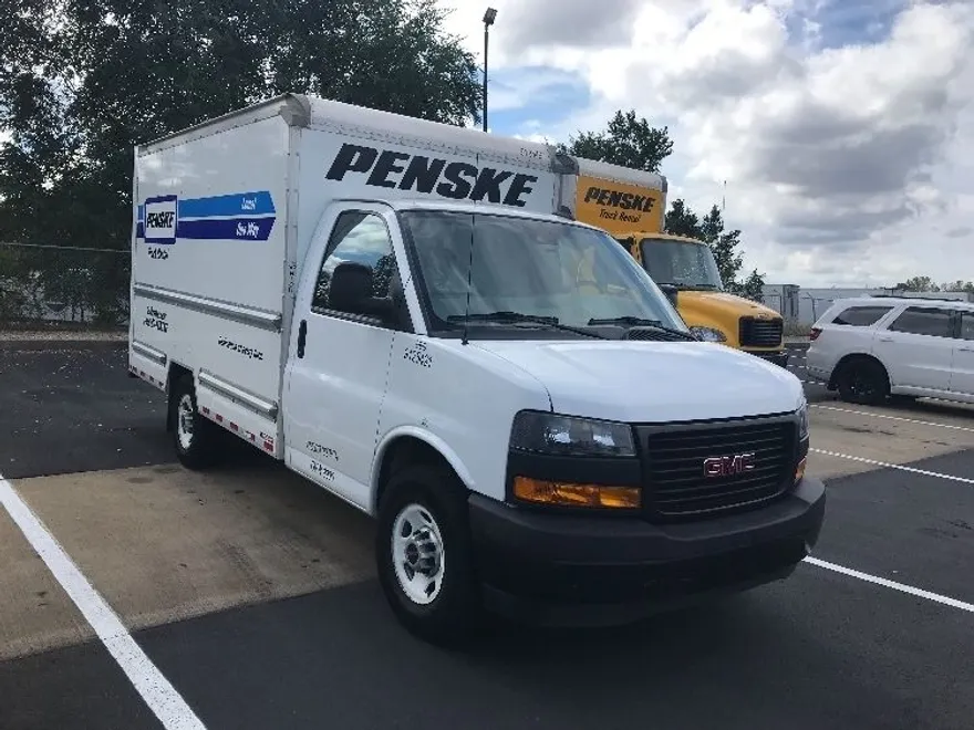 2021 Gmc Savana 3500 Cutaway photo 1