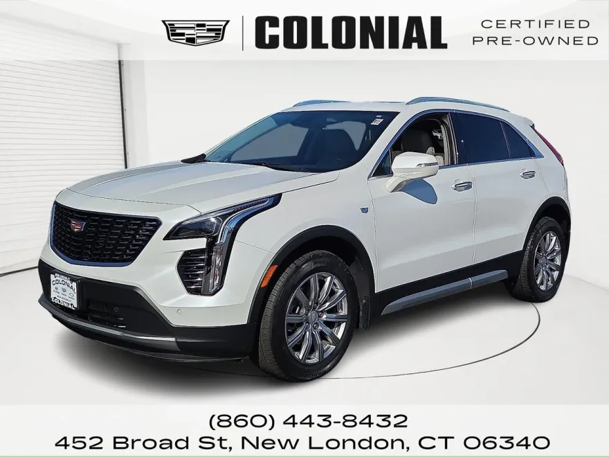 2021 Cadillac XT4 Premium Luxury photo 1
