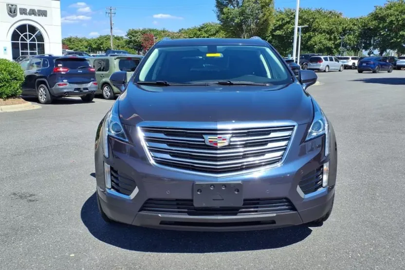 2018 Cadillac XT5 Luxury photo 1