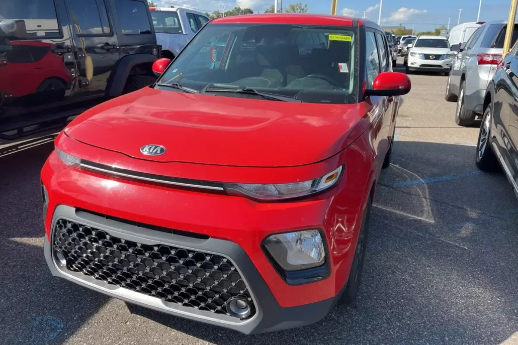 2021 Kia Soul EX photo 1