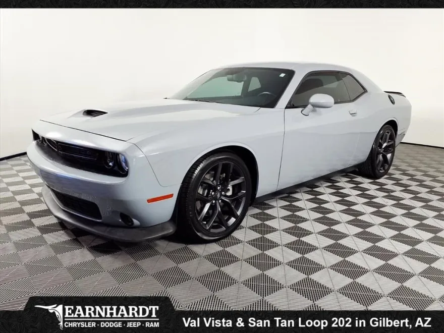 2022 Dodge Challenger GT photo 1