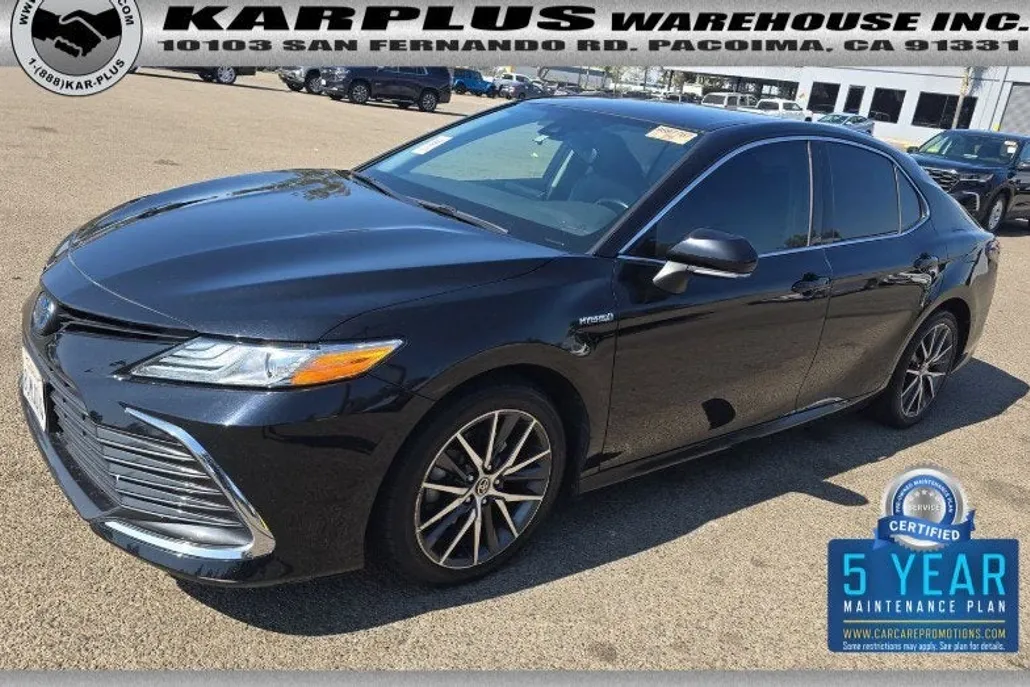 2021 Toyota Camry Hybrid XLE photo 1