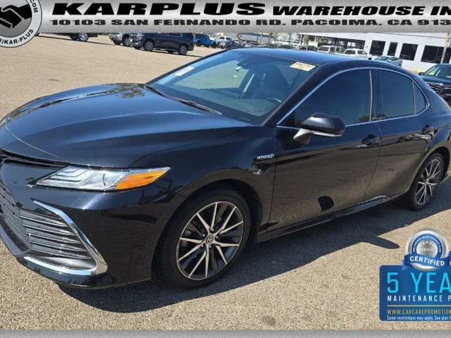 2021 Toyota Camry Hybrid XLE photo 1